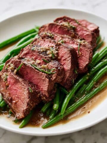 Irresistible Roasted Beef Tenderloin with Porcini Mushrooms and Pan Sauce Recipe