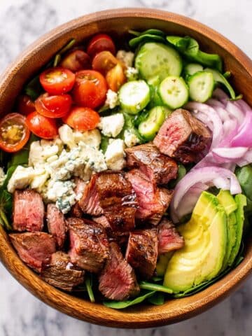 Steak Salad with Balsamic Vinaigrette and Fresh Vegetables Recipe