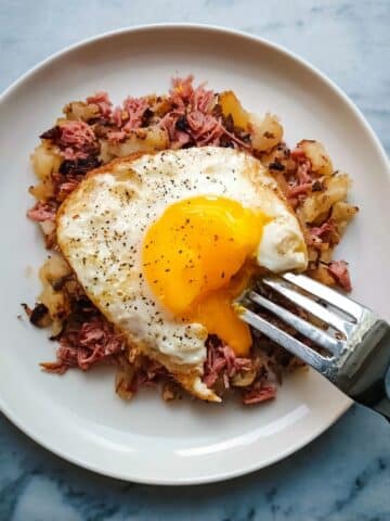 Crispy Corned Beef Hash with Yukon Gold Potatoes Recipe
