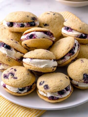 Lemon Blueberry Whoopie Pies Recipe
