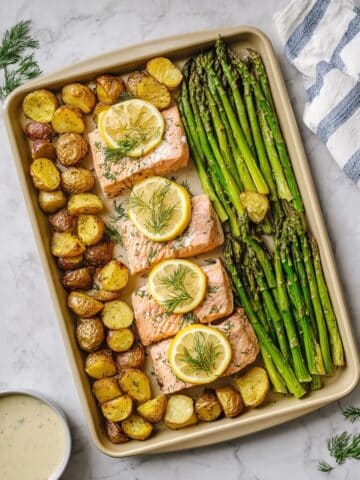 Easy One-Pan Spring Salmon with Potatoes and Asparagus Recipe