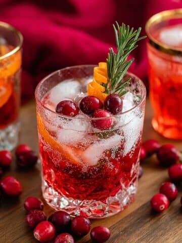 Winter Cranberry Aperol Spritz Recipe