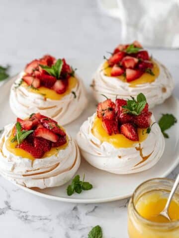Mini Pavlovas with Lemon Curd and Fresh Strawberry Topping Recipe