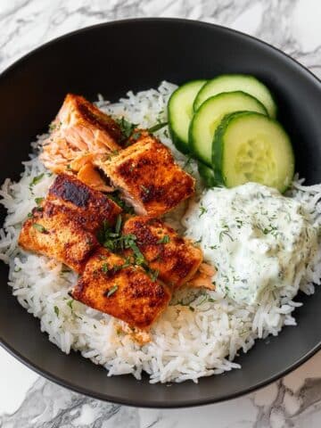 Tandoori Salmon with Cool Cucumber Raita Recipe