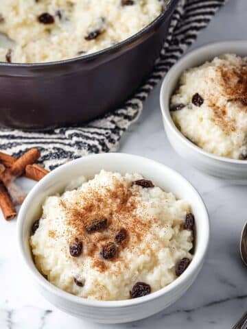 Creamy Rice Pudding with Raisins and Cinnamon Recipe