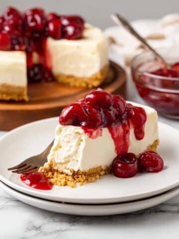 Easy No-Bake Cheesecake with Cool Whip and Cherry Topping Recipe
