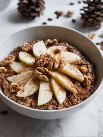 Slow Cooker Gingerbread Oatmeal Recipe