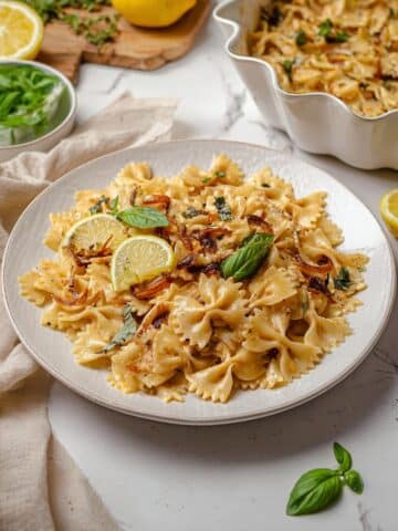 One Pan Caramelized Onion Pasta Recipe