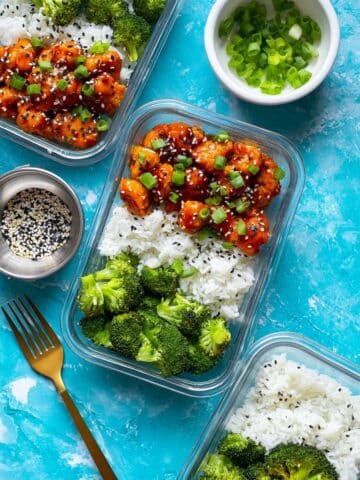 Honey Sriracha Chicken Meal Prep Bowls Recipe