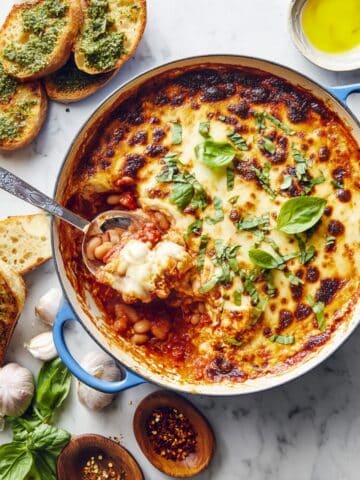 Cheesy Vegan Pizza Beans Recipe
